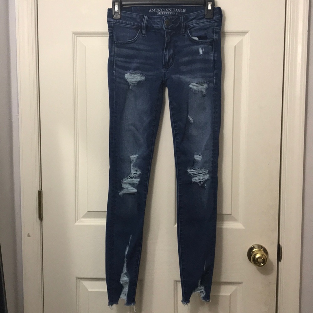 AEO DISTRESSED JEGGING